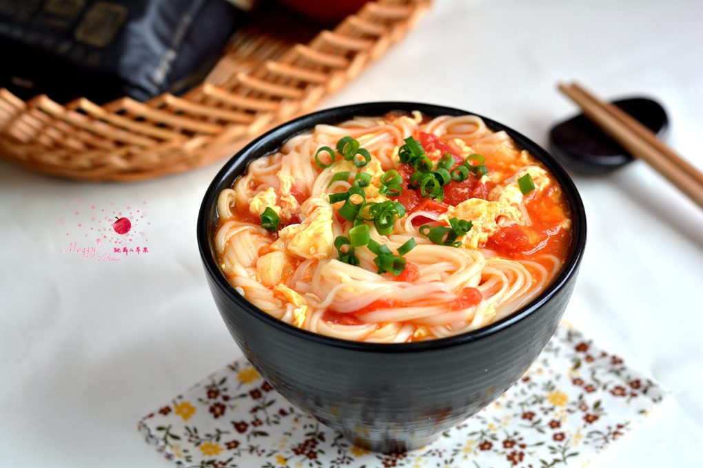 Step of Tomato Chicken Soup Noodles