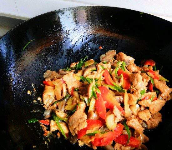 stir-fried pork with mushrooms Step by Step