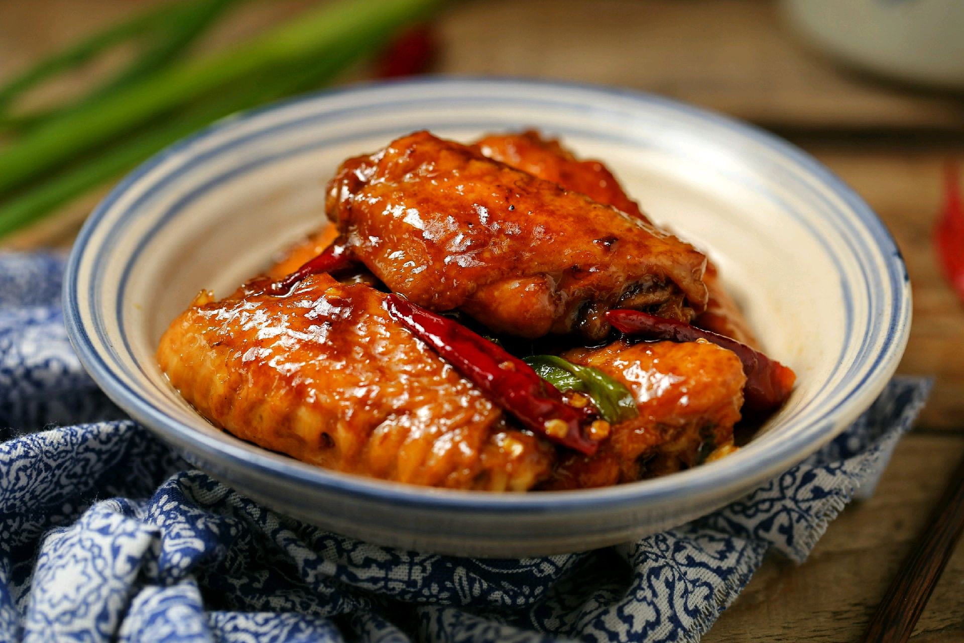 Steps for braised chicken wings